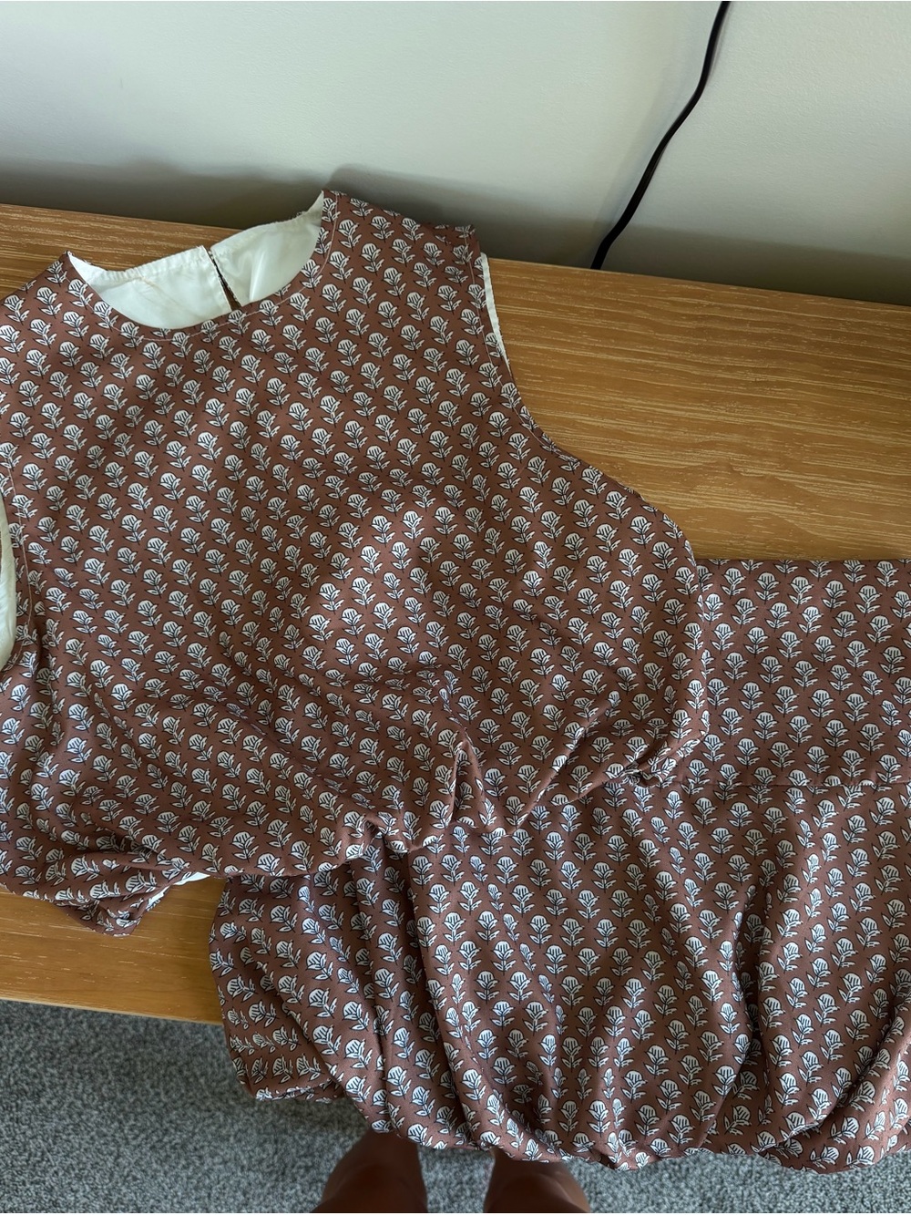 Brown Floral Print Bubble Set